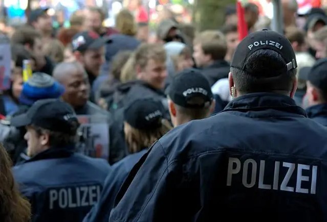 policia