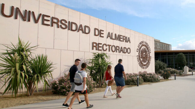 Rectorado-Universidad-Almeria_1835826830_194004342_667x375